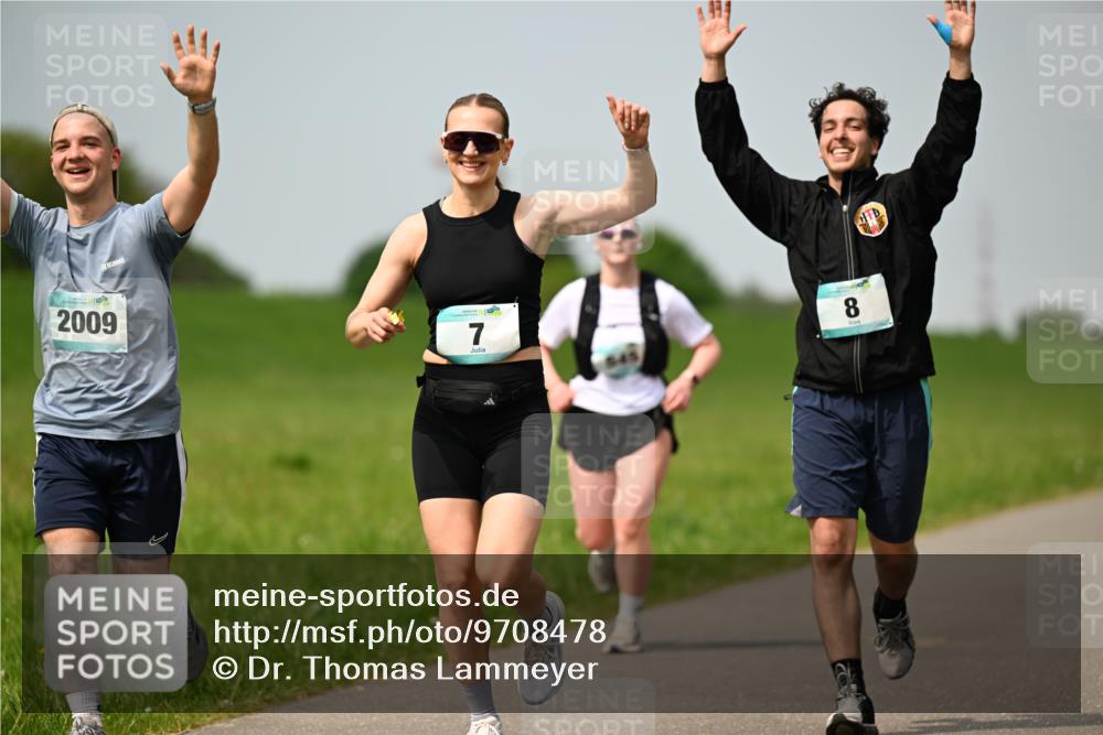10.05.2026 - 8. Wedeler Halbmarathon Dr. Thomas Lammeyer http://msf.ph/oto/9708478 10.05.2026 12:01:21 Laufen 2009 meine-sportfotos.de