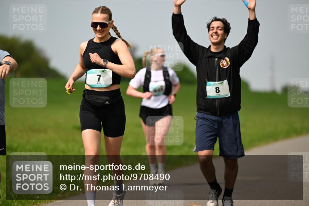 10.05.2026 - 8. Wedeler Halbmarathon Dr. Thomas Lammeyer http://msf.ph/oto/9708490 10.05.2026 12:01:22 Laufen  meine-sportfotos.de