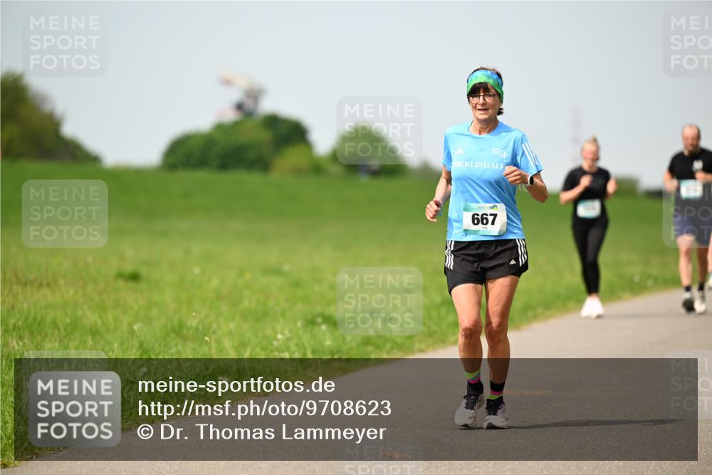 10.05.2026 - 8. Wedeler Halbmarathon Dr. Thomas Lammeyer http://msf.ph/oto/9708623 10.05.2026 12:01:35 Laufen 667 meine-sportfotos.de