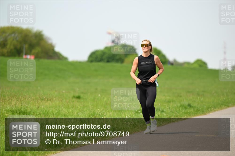 10.05.2026 - 8. Wedeler Halbmarathon Dr. Thomas Lammeyer http://msf.ph/oto/9708749 10.05.2026 12:01:51 Laufen  meine-sportfotos.de