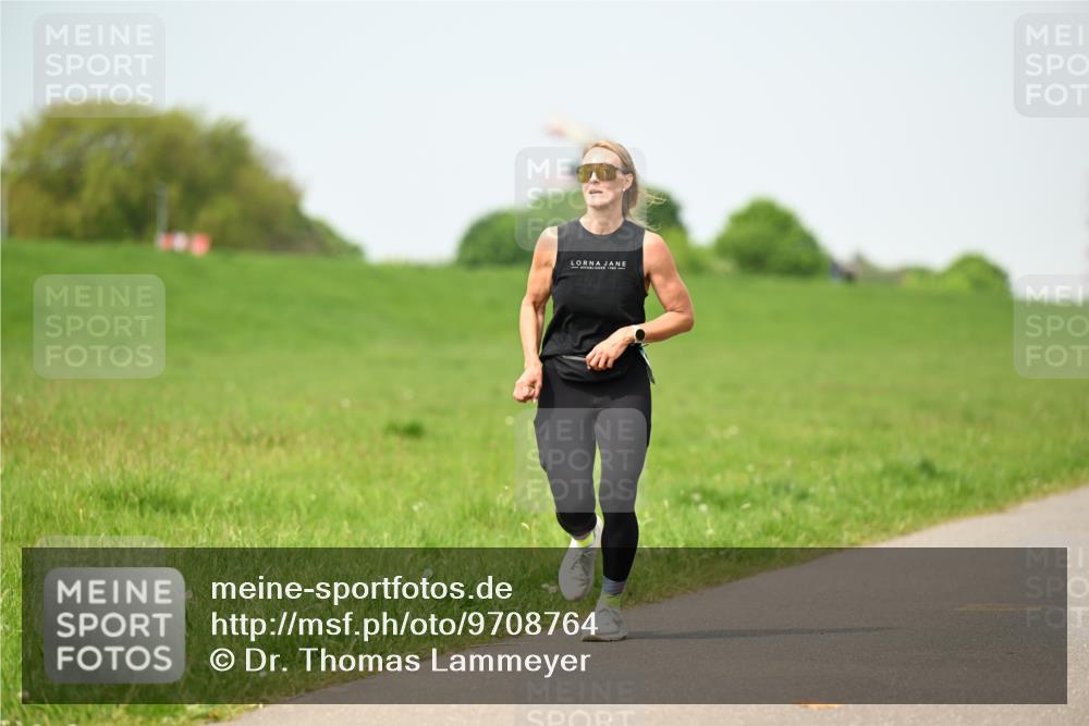 10.05.2026 - 8. Wedeler Halbmarathon Dr. Thomas Lammeyer http://msf.ph/oto/9708764 10.05.2026 12:01:52 Laufen 199 meine-sportfotos.de