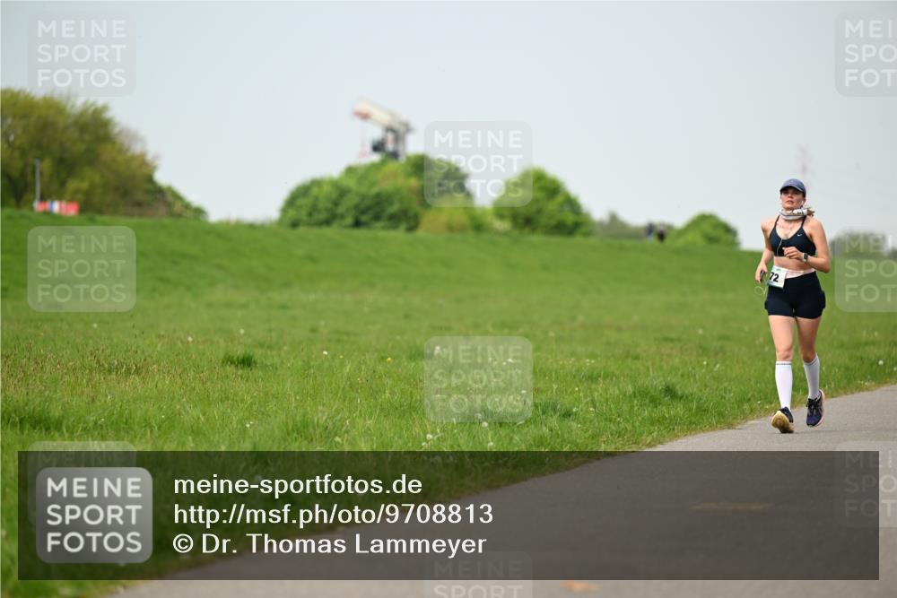 10.05.2026 - 8. Wedeler Halbmarathon Dr. Thomas Lammeyer http://msf.ph/oto/9708813 10.05.2026 12:02:09 Laufen  meine-sportfotos.de