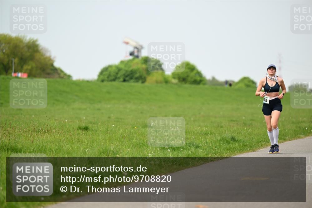 10.05.2026 - 8. Wedeler Halbmarathon Dr. Thomas Lammeyer http://msf.ph/oto/9708820 10.05.2026 12:02:09 Laufen  meine-sportfotos.de