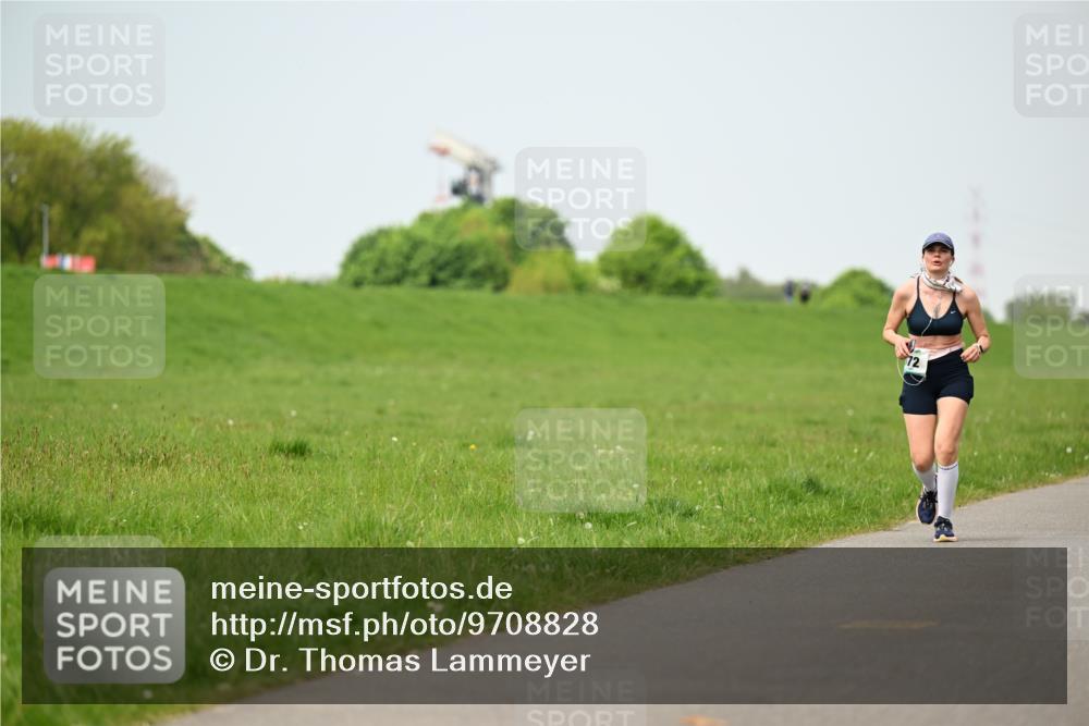 10.05.2026 - 8. Wedeler Halbmarathon Dr. Thomas Lammeyer http://msf.ph/oto/9708828 10.05.2026 12:02:10 Laufen 172 meine-sportfotos.de