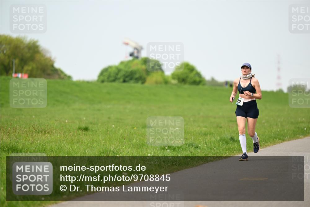 10.05.2026 - 8. Wedeler Halbmarathon Dr. Thomas Lammeyer http://msf.ph/oto/9708845 10.05.2026 12:02:11 Laufen  meine-sportfotos.de
