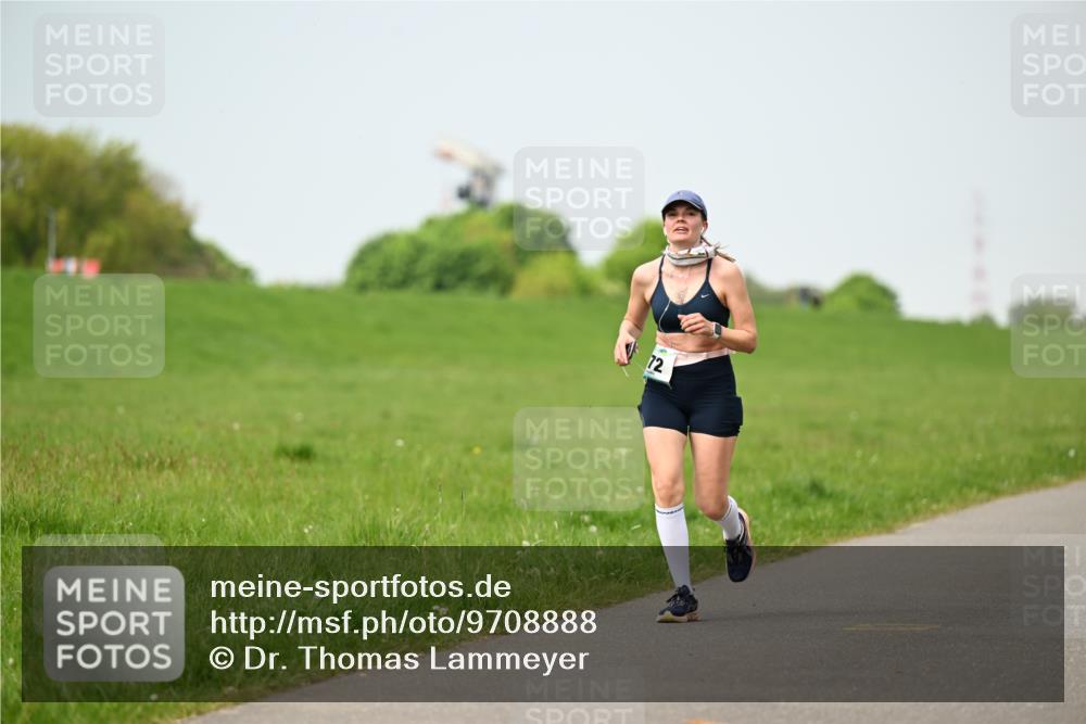 10.05.2026 - 8. Wedeler Halbmarathon Dr. Thomas Lammeyer http://msf.ph/oto/9708888 10.05.2026 12:02:13 Laufen  meine-sportfotos.de
