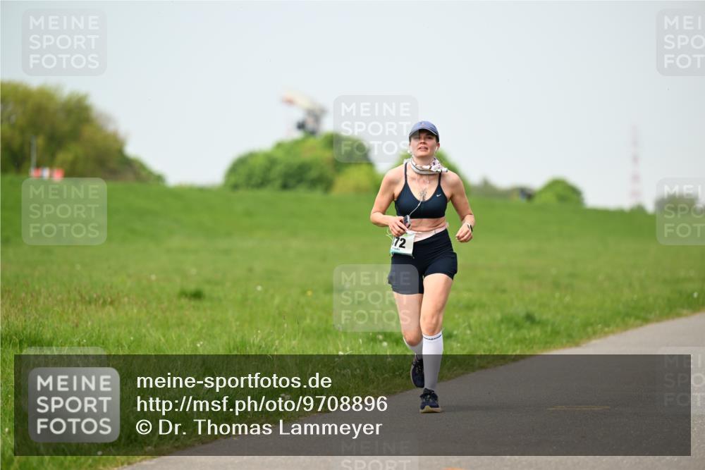 10.05.2026 - 8. Wedeler Halbmarathon Dr. Thomas Lammeyer http://msf.ph/oto/9708896 10.05.2026 12:02:13 Laufen  meine-sportfotos.de