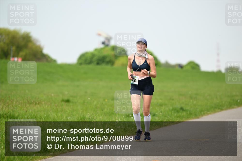 10.05.2026 - 8. Wedeler Halbmarathon Dr. Thomas Lammeyer http://msf.ph/oto/9708899 10.05.2026 12:02:13 Laufen  meine-sportfotos.de