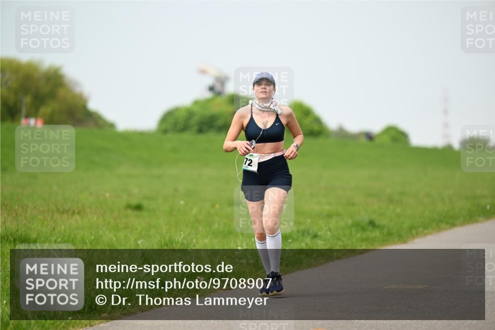 10.05.2026 - 8. Wedeler Halbmarathon Dr. Thomas Lammeyer http://msf.ph/oto/9708907 10.05.2026 12:02:14 Laufen  meine-sportfotos.de