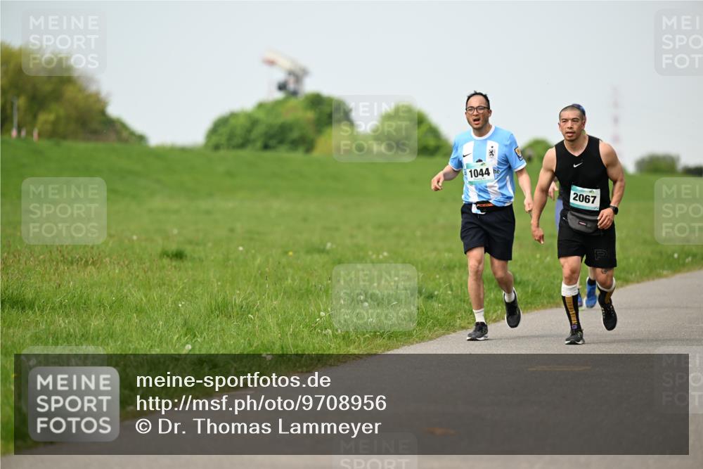 10.05.2026 - 8. Wedeler Halbmarathon Dr. Thomas Lammeyer http://msf.ph/oto/9708956 10.05.2026 12:02:22 Laufen 1044, 2067 meine-sportfotos.de