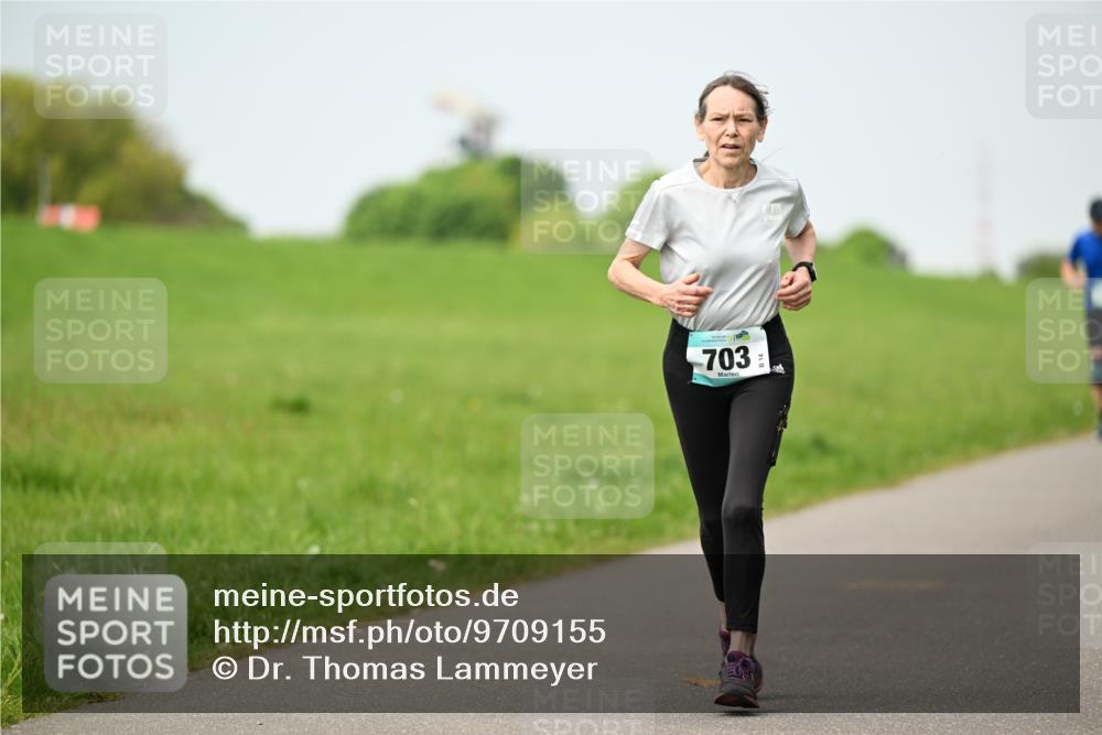 10.05.2026 - 8. Wedeler Halbmarathon Dr. Thomas Lammeyer http://msf.ph/oto/9709155 10.05.2026 12:02:42 Laufen 703 meine-sportfotos.de