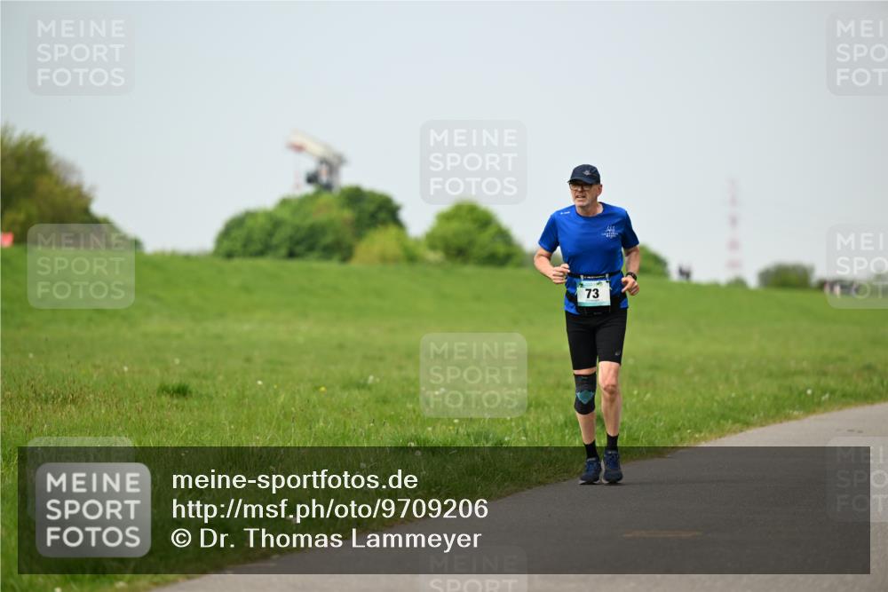 10.05.2026 - 8. Wedeler Halbmarathon Dr. Thomas Lammeyer http://msf.ph/oto/9709206 10.05.2026 12:02:49 Laufen  meine-sportfotos.de