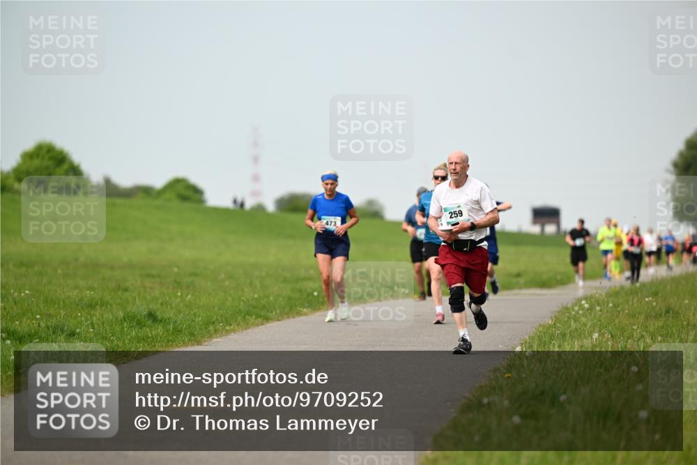 10.05.2026 - 8. Wedeler Halbmarathon Dr. Thomas Lammeyer http://msf.ph/oto/9709252 10.05.2026 12:03:01 Laufen 259, 473 meine-sportfotos.de