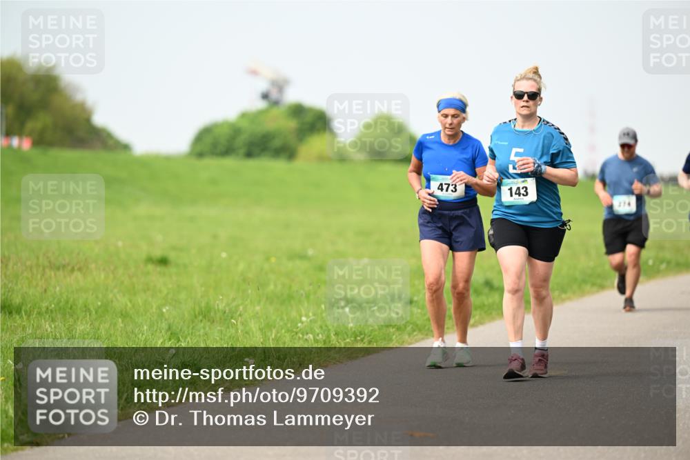 10.05.2026 - 8. Wedeler Halbmarathon Dr. Thomas Lammeyer http://msf.ph/oto/9709392 10.05.2026 12:03:09 Laufen 473, 143, 274 meine-sportfotos.de