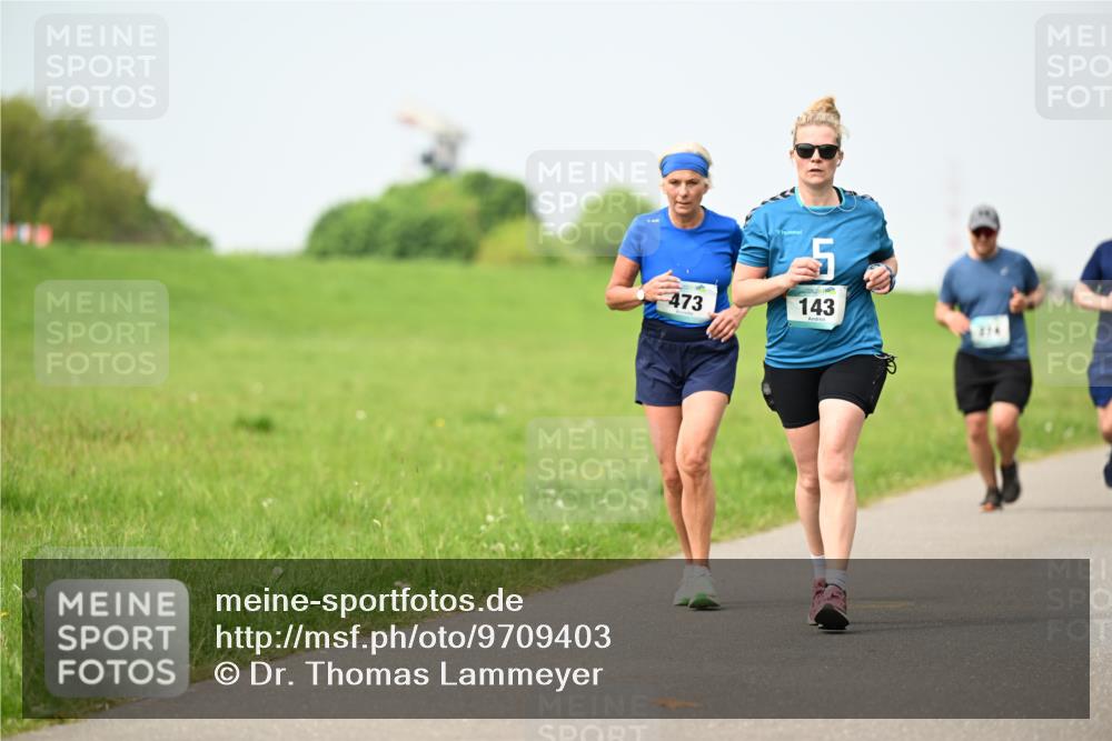 10.05.2026 - 8. Wedeler Halbmarathon Dr. Thomas Lammeyer http://msf.ph/oto/9709403 10.05.2026 12:03:09 Laufen 473, 143, 274 meine-sportfotos.de