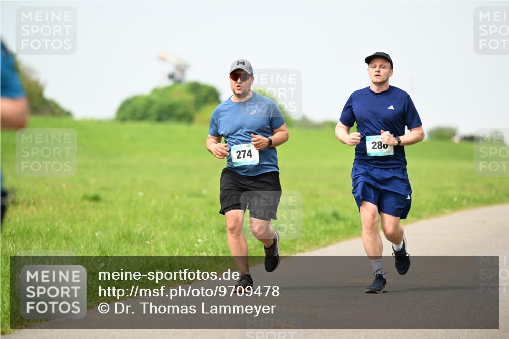 10.05.2026 - 8. Wedeler Halbmarathon Dr. Thomas Lammeyer http://msf.ph/oto/9709478 10.05.2026 12:03:14 Laufen 280, 274 meine-sportfotos.de