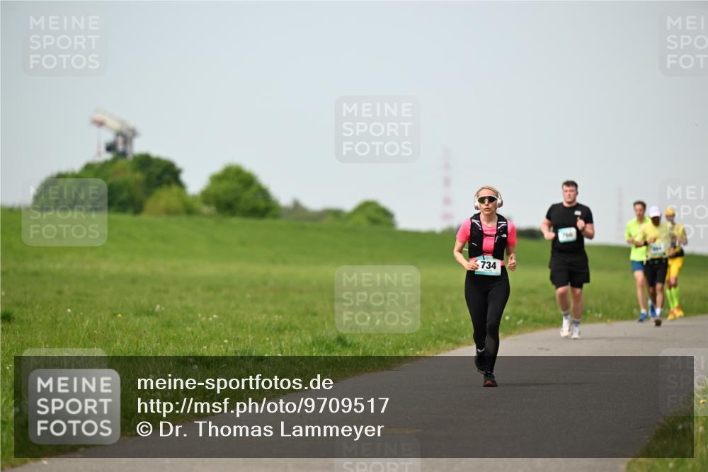 10.05.2026 - 8. Wedeler Halbmarathon Dr. Thomas Lammeyer http://msf.ph/oto/9709517 10.05.2026 12:03:24 Laufen 734 meine-sportfotos.de
