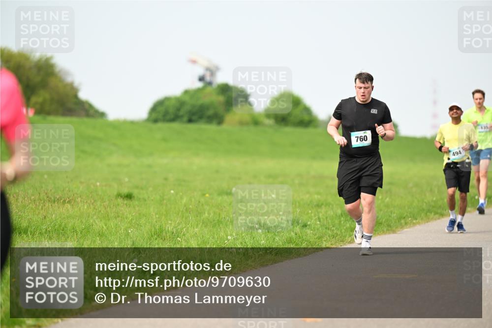 10.05.2026 - 8. Wedeler Halbmarathon Dr. Thomas Lammeyer http://msf.ph/oto/9709630 10.05.2026 12:03:32 Laufen 760, 494, 135 meine-sportfotos.de
