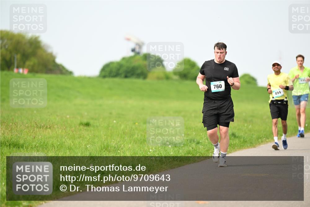 10.05.2026 - 8. Wedeler Halbmarathon Dr. Thomas Lammeyer http://msf.ph/oto/9709643 10.05.2026 12:03:33 Laufen 760, 494 meine-sportfotos.de