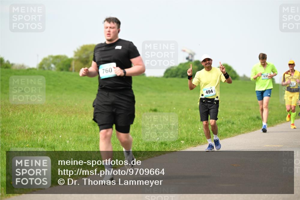 10.05.2026 - 8. Wedeler Halbmarathon Dr. Thomas Lammeyer http://msf.ph/oto/9709664 10.05.2026 12:03:38 Laufen 760, 494, 135 meine-sportfotos.de