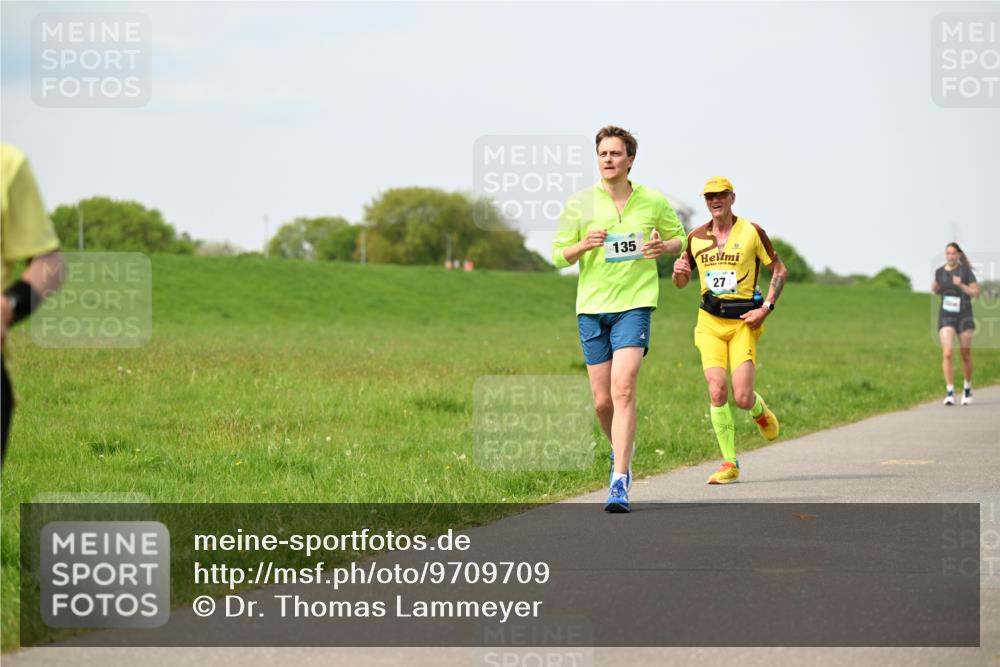 10.05.2026 - 8. Wedeler Halbmarathon Dr. Thomas Lammeyer http://msf.ph/oto/9709709 10.05.2026 12:03:43 Laufen 135 meine-sportfotos.de