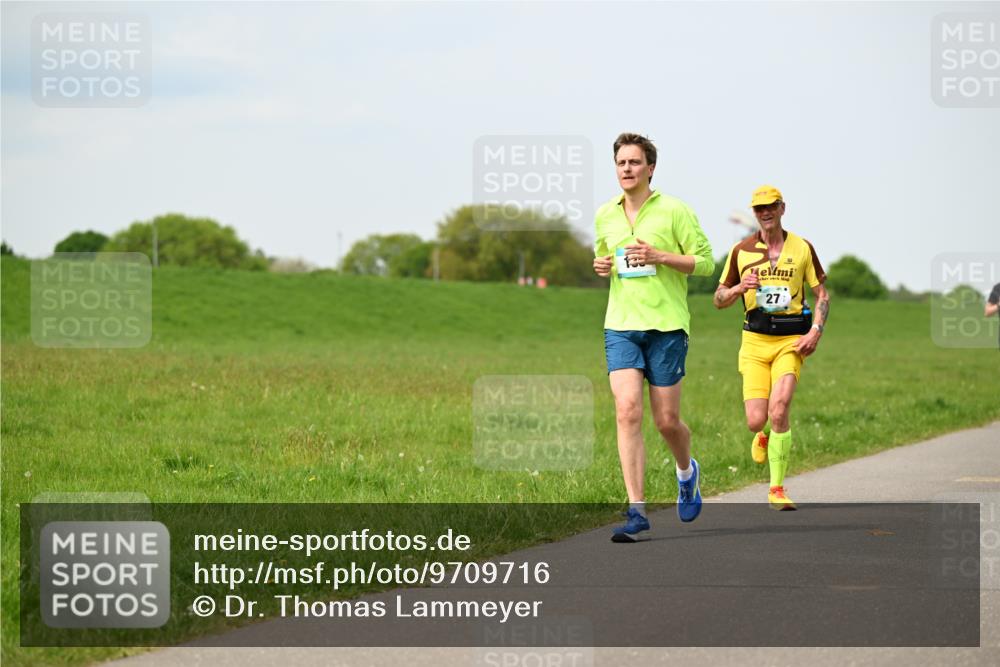 10.05.2026 - 8. Wedeler Halbmarathon Dr. Thomas Lammeyer http://msf.ph/oto/9709716 10.05.2026 12:03:43 Laufen  meine-sportfotos.de