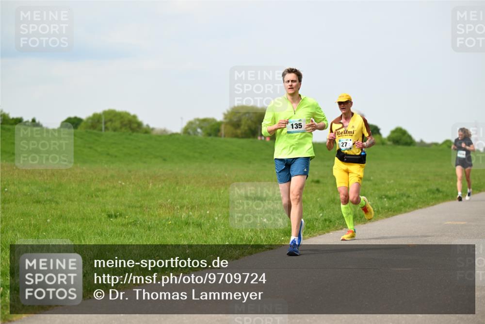 10.05.2026 - 8. Wedeler Halbmarathon Dr. Thomas Lammeyer http://msf.ph/oto/9709724 10.05.2026 12:03:43 Laufen 135 meine-sportfotos.de