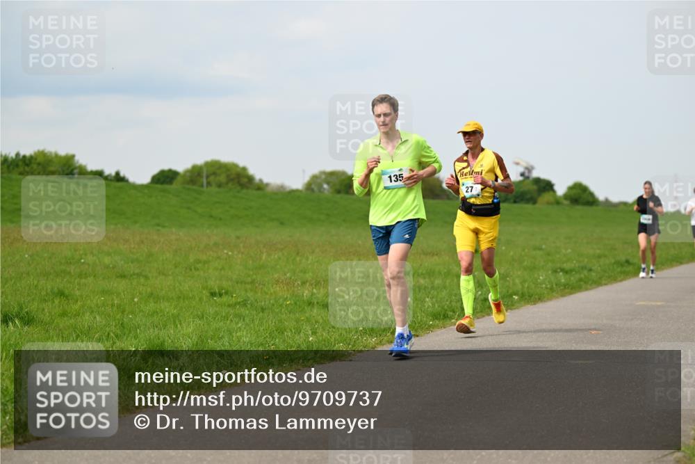 10.05.2026 - 8. Wedeler Halbmarathon Dr. Thomas Lammeyer http://msf.ph/oto/9709737 10.05.2026 12:03:44 Laufen 135 meine-sportfotos.de