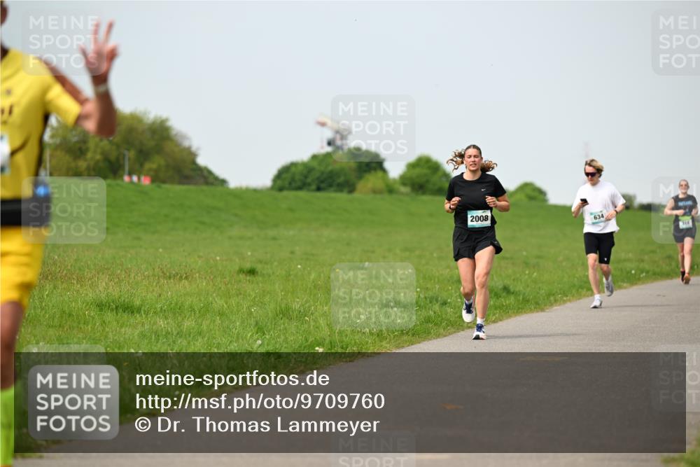 10.05.2026 - 8. Wedeler Halbmarathon Dr. Thomas Lammeyer http://msf.ph/oto/9709760 10.05.2026 12:03:46 Laufen 2008, 634 meine-sportfotos.de