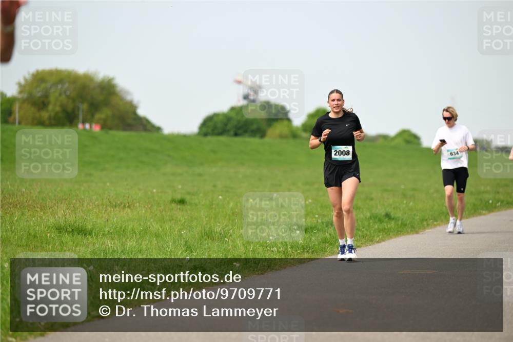 10.05.2026 - 8. Wedeler Halbmarathon Dr. Thomas Lammeyer http://msf.ph/oto/9709771 10.05.2026 12:03:47 Laufen 2008, 634 meine-sportfotos.de