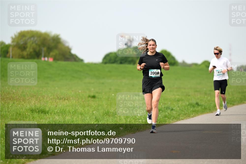 10.05.2026 - 8. Wedeler Halbmarathon Dr. Thomas Lammeyer http://msf.ph/oto/9709790 10.05.2026 12:03:48 Laufen 2008, 634 meine-sportfotos.de