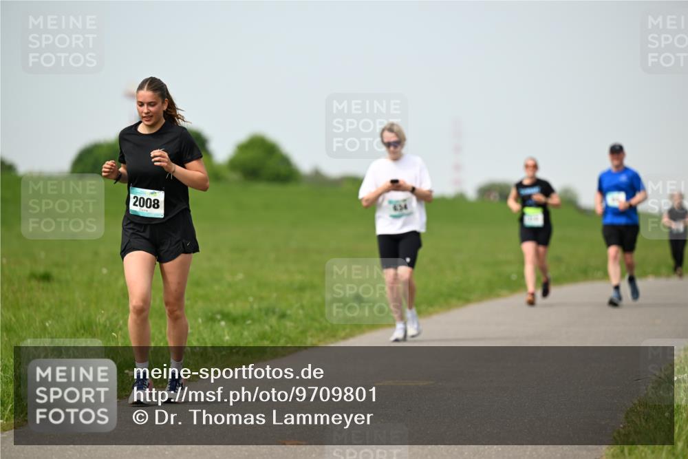 10.05.2026 - 8. Wedeler Halbmarathon Dr. Thomas Lammeyer http://msf.ph/oto/9709801 10.05.2026 12:03:48 Laufen 2008 meine-sportfotos.de