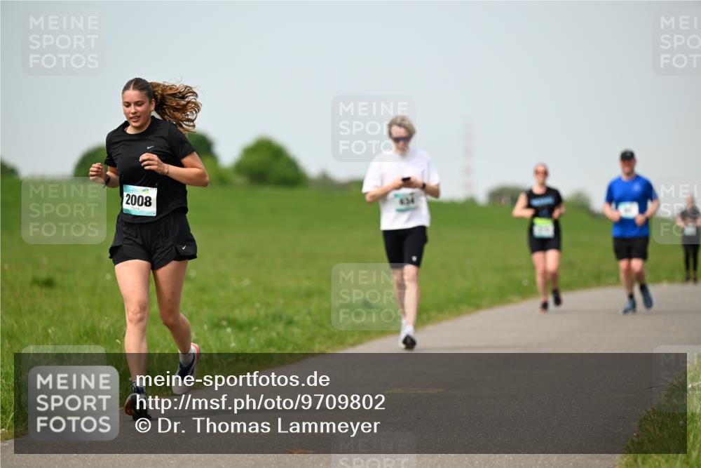 10.05.2026 - 8. Wedeler Halbmarathon Dr. Thomas Lammeyer http://msf.ph/oto/9709802 10.05.2026 12:03:49 Laufen 2008 meine-sportfotos.de