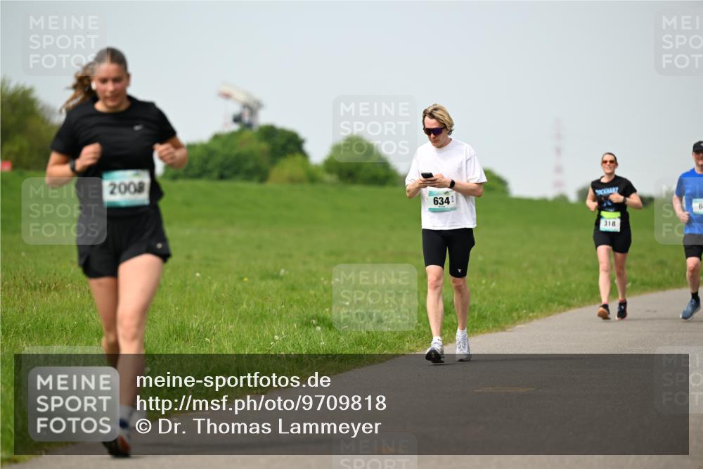 10.05.2026 - 8. Wedeler Halbmarathon Dr. Thomas Lammeyer http://msf.ph/oto/9709818 10.05.2026 12:03:50 Laufen 2008, 634, 318 meine-sportfotos.de