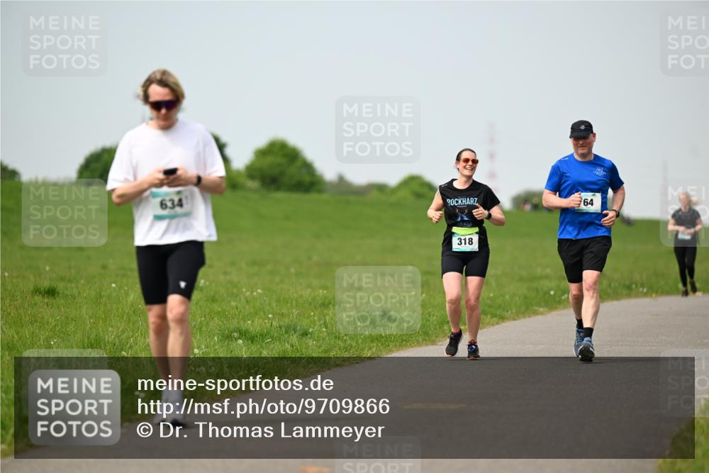 10.05.2026 - 8. Wedeler Halbmarathon Dr. Thomas Lammeyer http://msf.ph/oto/9709866 10.05.2026 12:03:52 Laufen 634, 318 meine-sportfotos.de