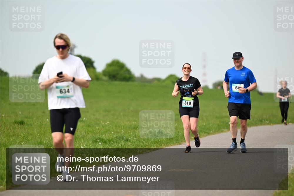 10.05.2026 - 8. Wedeler Halbmarathon Dr. Thomas Lammeyer http://msf.ph/oto/9709869 10.05.2026 12:03:53 Laufen 634, 318 meine-sportfotos.de