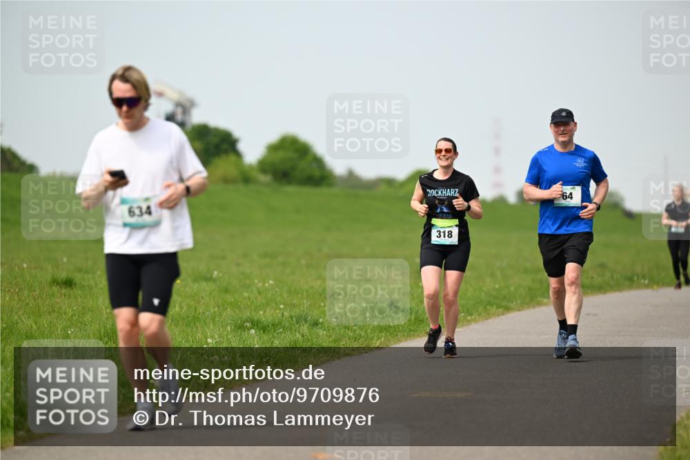10.05.2026 - 8. Wedeler Halbmarathon Dr. Thomas Lammeyer http://msf.ph/oto/9709876 10.05.2026 12:03:53 Laufen 634, 318 meine-sportfotos.de