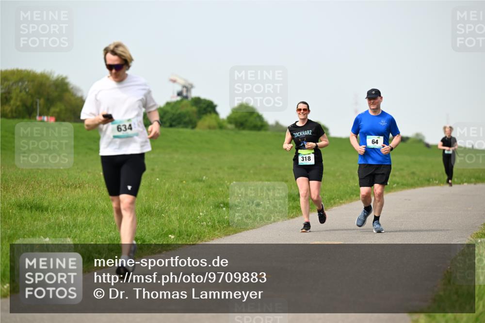 10.05.2026 - 8. Wedeler Halbmarathon Dr. Thomas Lammeyer http://msf.ph/oto/9709883 10.05.2026 12:03:54 Laufen 634, 318 meine-sportfotos.de
