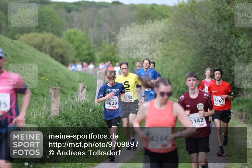 09.05.2026 - Störlauf Andreas Tolksdorf http://msf.ph/oto/9709897 09.05.2026 17:45:40 Laufen 25, 4829, 593, 266, 5142, 5160 meine-sportfotos.de