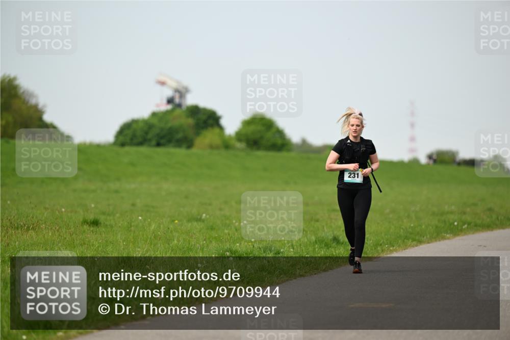 10.05.2026 - 8. Wedeler Halbmarathon Dr. Thomas Lammeyer http://msf.ph/oto/9709944 10.05.2026 12:04:05 Laufen 231 meine-sportfotos.de