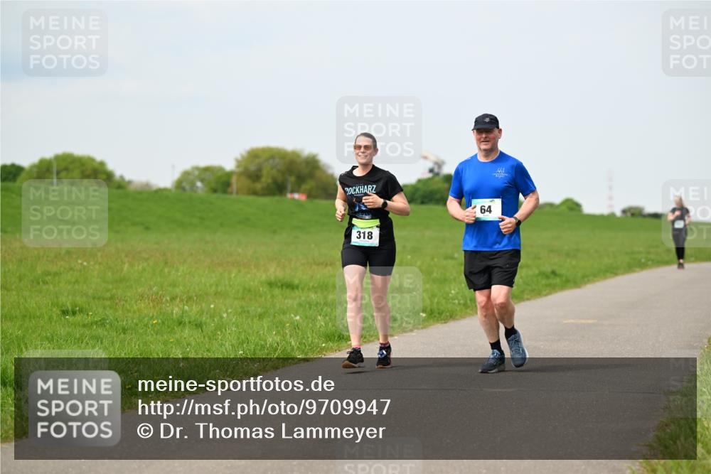 10.05.2026 - 8. Wedeler Halbmarathon Dr. Thomas Lammeyer http://msf.ph/oto/9709947 10.05.2026 12:03:58 Laufen 318 meine-sportfotos.de