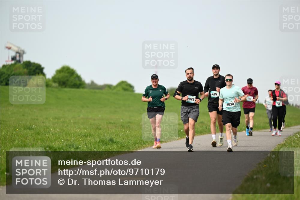 10.05.2026 - 8. Wedeler Halbmarathon Dr. Thomas Lammeyer http://msf.ph/oto/9710179 10.05.2026 12:04:32 Laufen 2028, 415, 2030, 260 meine-sportfotos.de