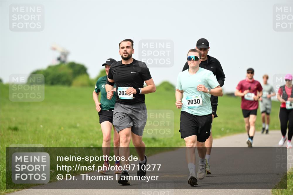 10.05.2026 - 8. Wedeler Halbmarathon Dr. Thomas Lammeyer http://msf.ph/oto/9710277 10.05.2026 12:04:38 Laufen 202, 2030 meine-sportfotos.de