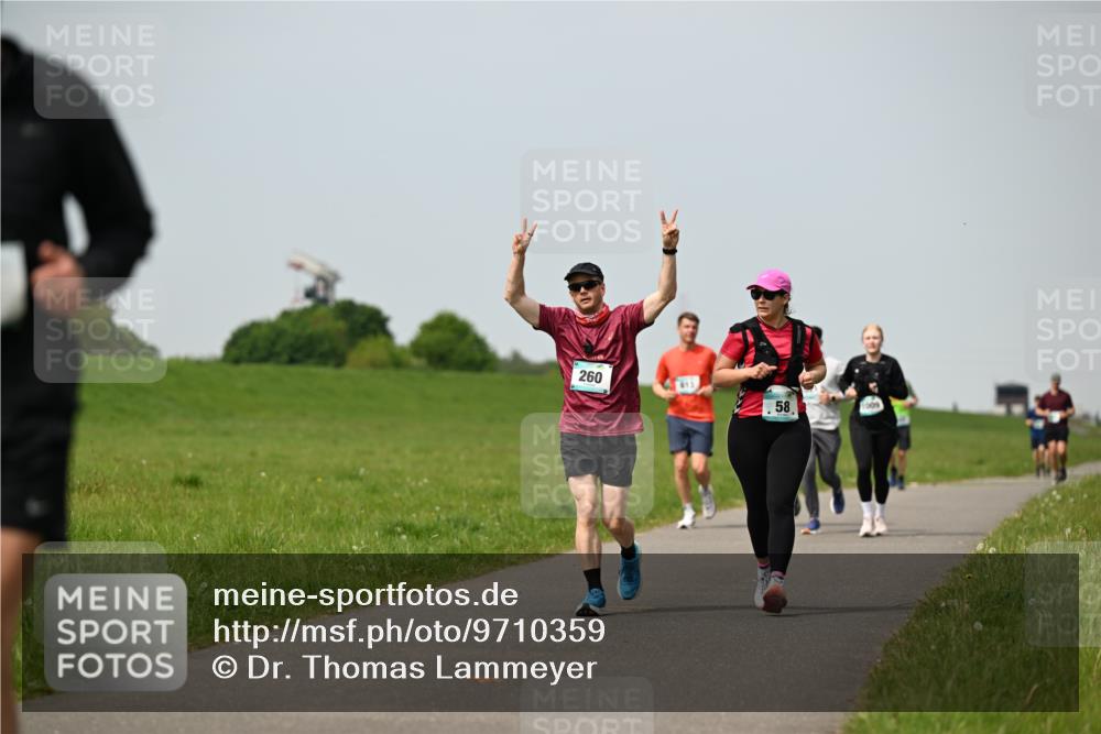 10.05.2026 - 8. Wedeler Halbmarathon Dr. Thomas Lammeyer http://msf.ph/oto/9710359 10.05.2026 12:04:43 Laufen 260, 613, 1009 meine-sportfotos.de