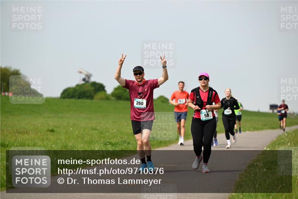 10.05.2026 - 8. Wedeler Halbmarathon Dr. Thomas Lammeyer http://msf.ph/oto/9710376 10.05.2026 12:04:44 Laufen 260, 1009 meine-sportfotos.de
