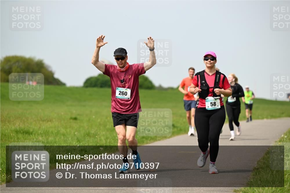10.05.2026 - 8. Wedeler Halbmarathon Dr. Thomas Lammeyer http://msf.ph/oto/9710397 10.05.2026 12:04:46 Laufen 4195, 260 meine-sportfotos.de