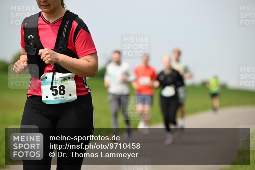 10.05.2026 - 8. Wedeler Halbmarathon Dr. Thomas Lammeyer http://msf.ph/oto/9710458 10.05.2026 12:04:49 Laufen 911 meine-sportfotos.de