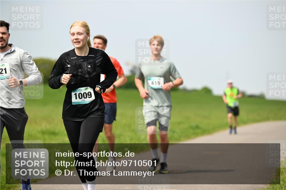 10.05.2026 - 8. Wedeler Halbmarathon Dr. Thomas Lammeyer http://msf.ph/oto/9710501 10.05.2026 12:04:52 Laufen 1009, 615 meine-sportfotos.de
