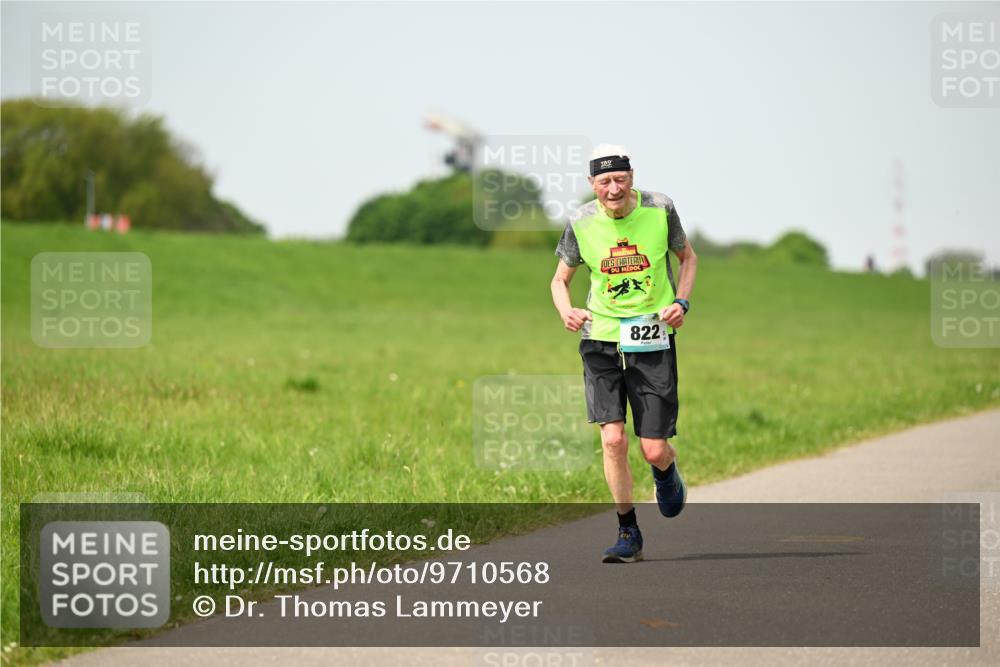 10.05.2026 - 8. Wedeler Halbmarathon Dr. Thomas Lammeyer http://msf.ph/oto/9710568 10.05.2026 12:04:57 Laufen 822 meine-sportfotos.de