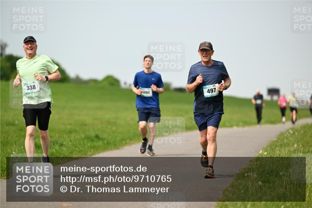 10.05.2026 - 8. Wedeler Halbmarathon Dr. Thomas Lammeyer http://msf.ph/oto/9710765 10.05.2026 12:05:13 Laufen 338, 690, 497 meine-sportfotos.de